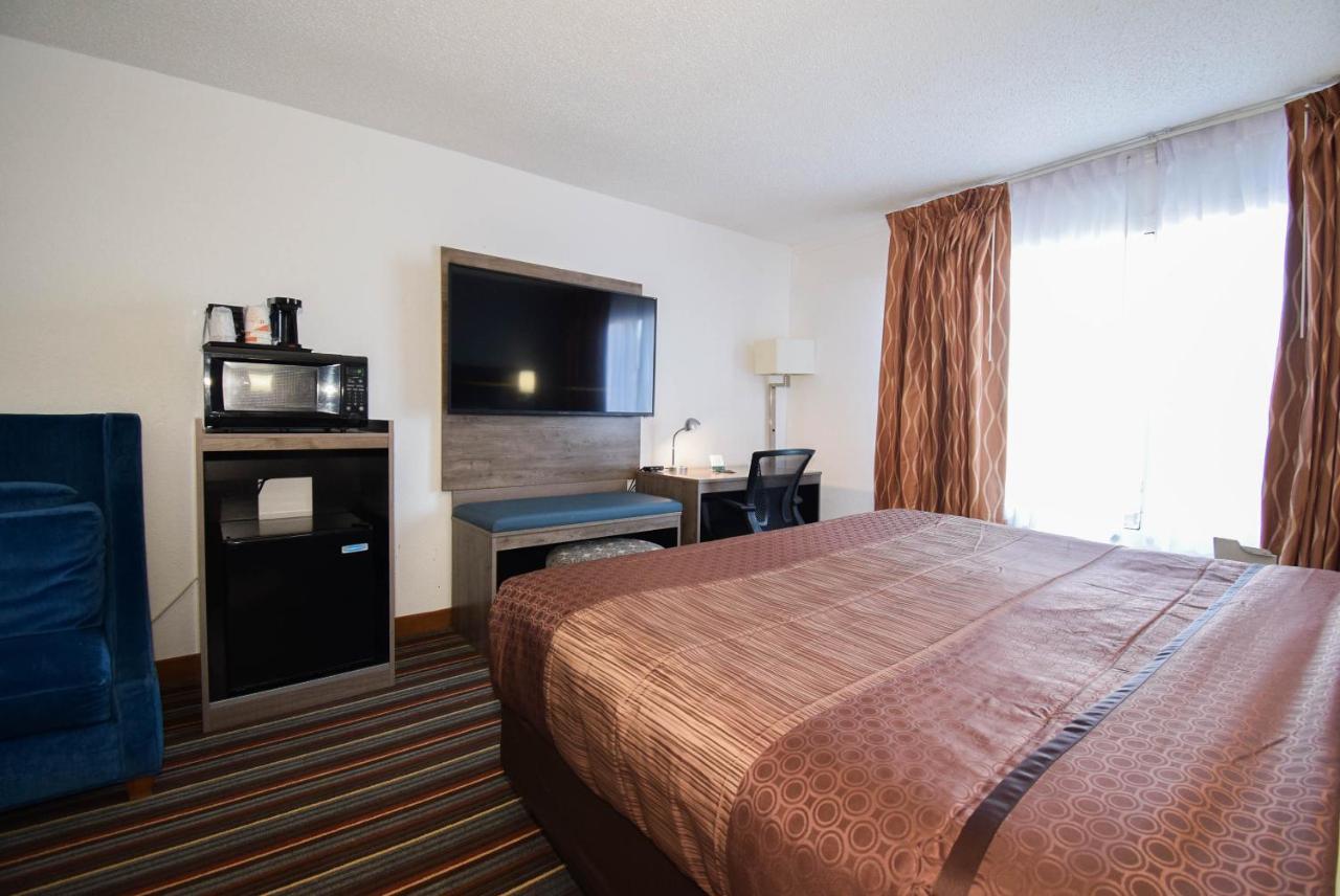 Quality Inn & Suites Салфер-Спрингс Экстерьер фото