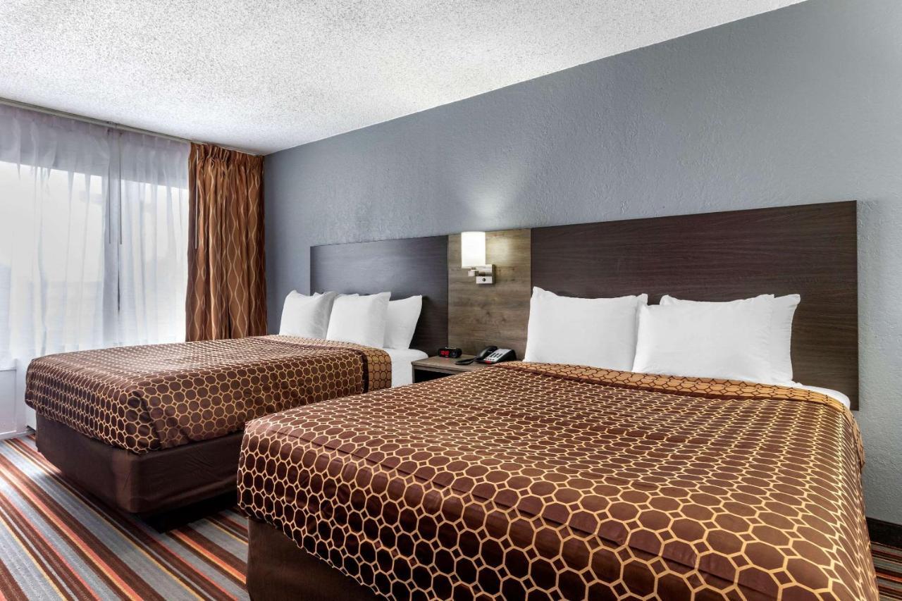 Quality Inn & Suites Салфер-Спрингс Экстерьер фото