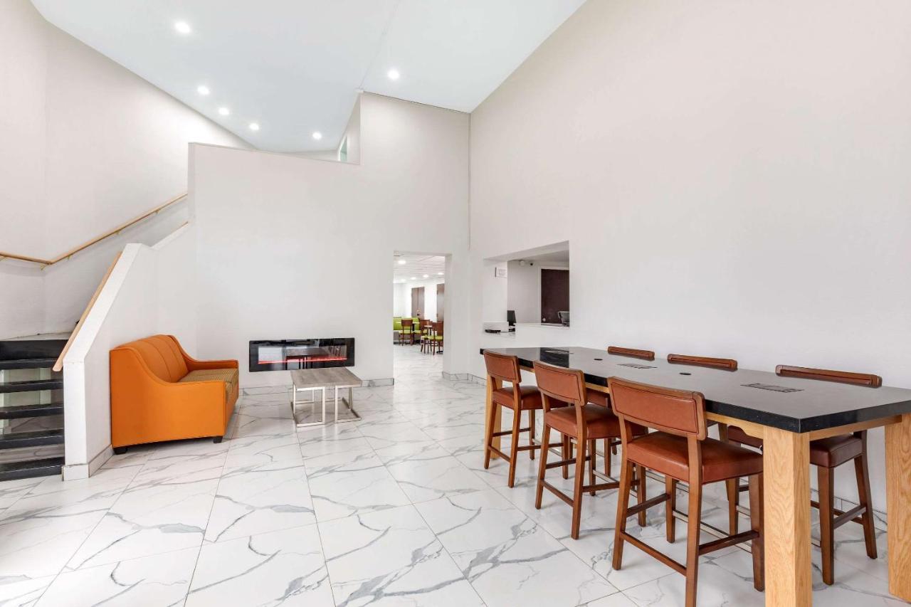 Quality Inn & Suites Салфер-Спрингс Экстерьер фото